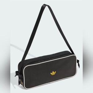 adidas Originals Disney Alice In Wonderland Crossbody Bag with Gold Trefoil